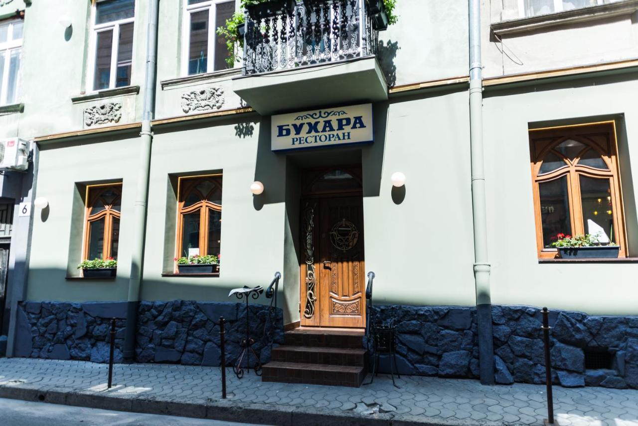 Апартаменти В Серці Міста Лева Lviv Dış mekan fotoğraf